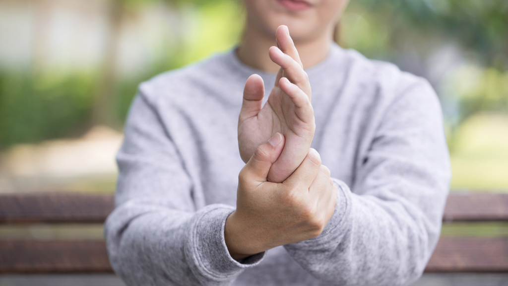 Neuropatija – trnci, peckanje, bol – kako je prepoznati?